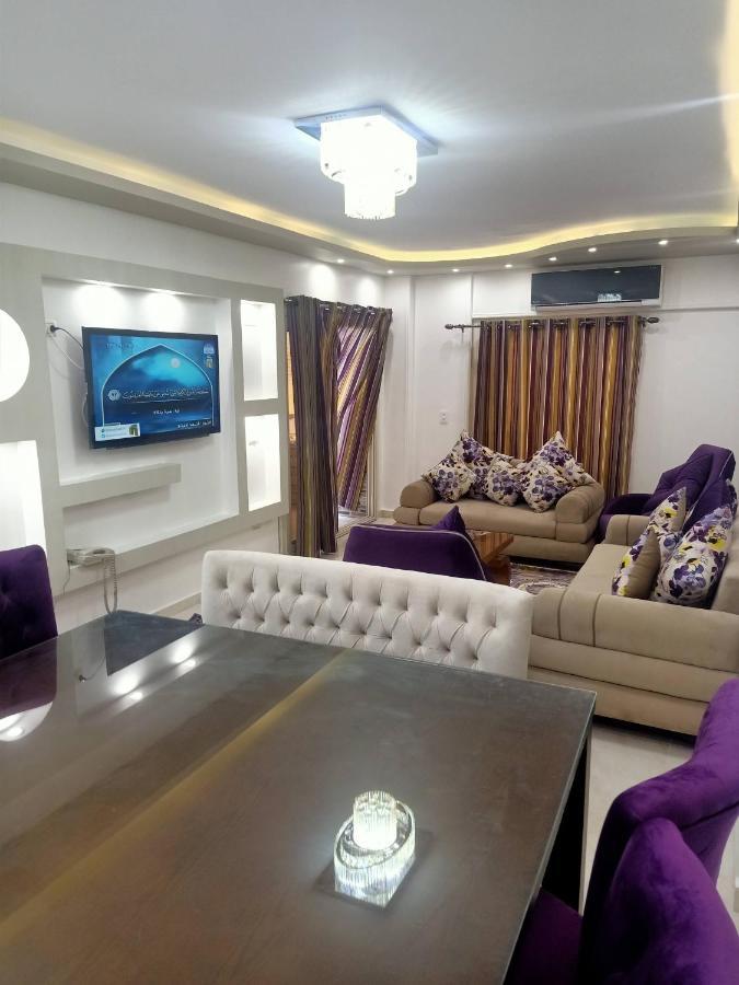 للعائلات فقط The Fardous Apartment Sea View Александрия Экстерьер фото